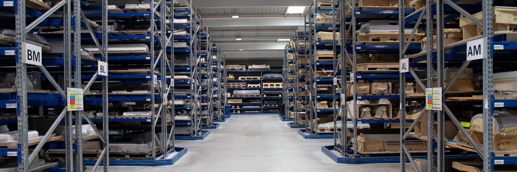 Climate- and moisture-controlled warehouse for product protection