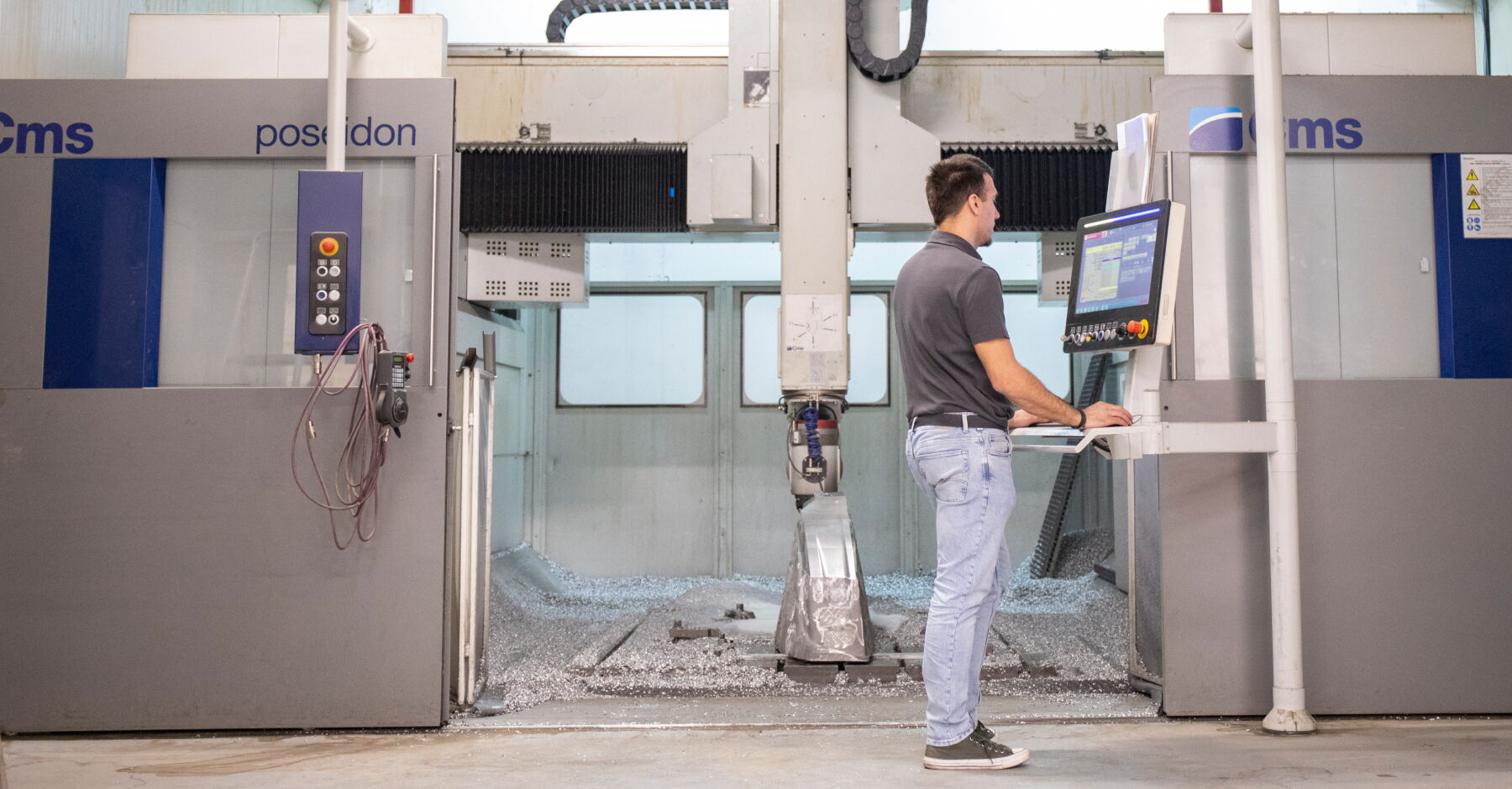 Advanced CNC machinery for precise mould making